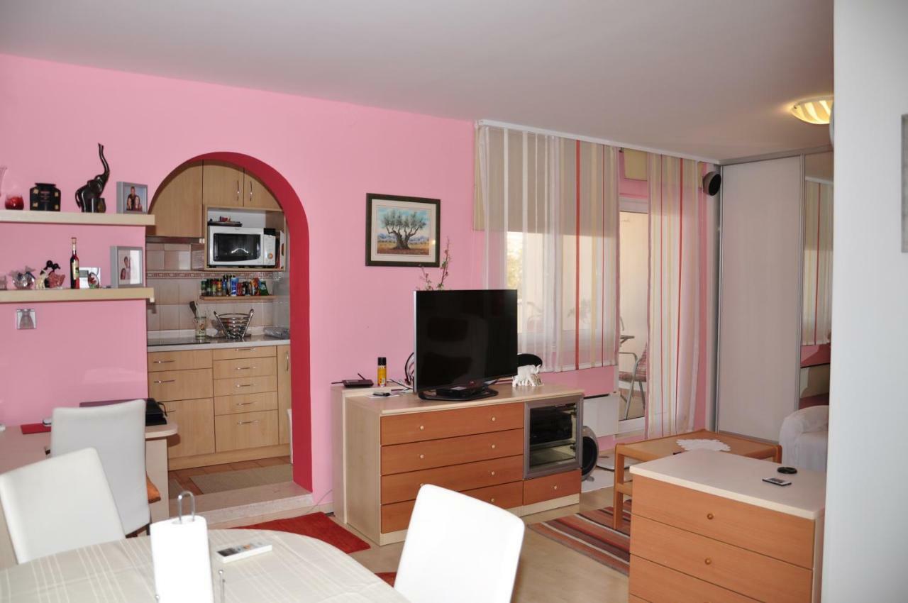 Apartment Bm Split